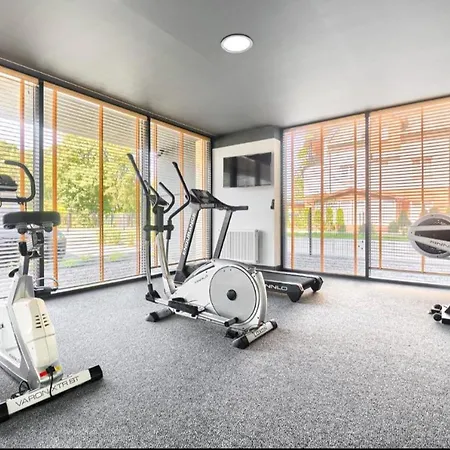 Tobi 39, Olimpijska 公寓