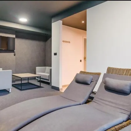 Tobi 39, Olimpijska 公寓